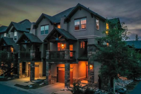 Luxe Downtown Winter Park Private Hot Tub 4 BR